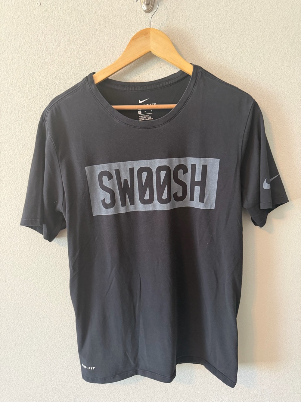 Nike Black Short-Sleeve 'Swoosh' Graphic Tee